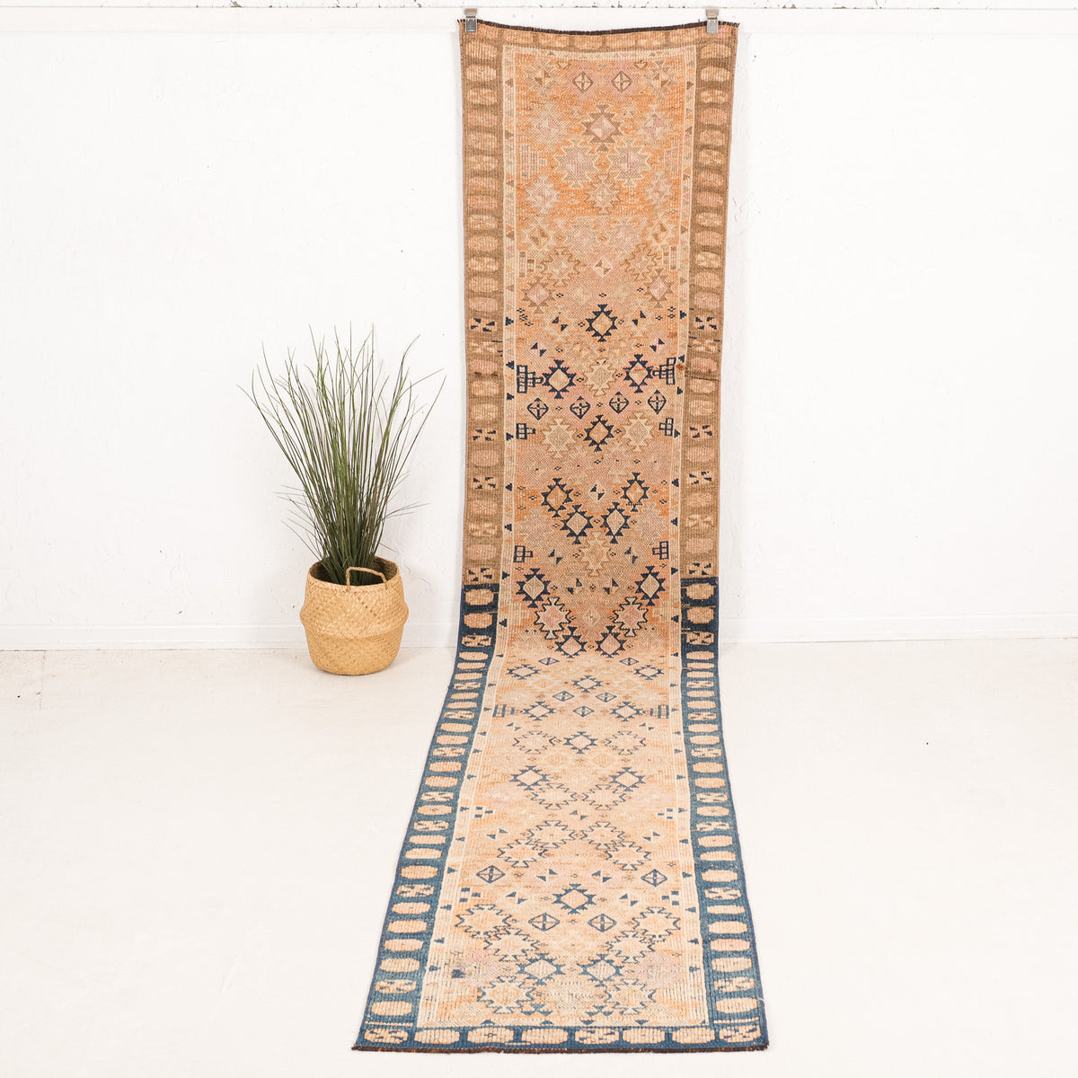 Liberoria - Vintage Turkish Runner Rug