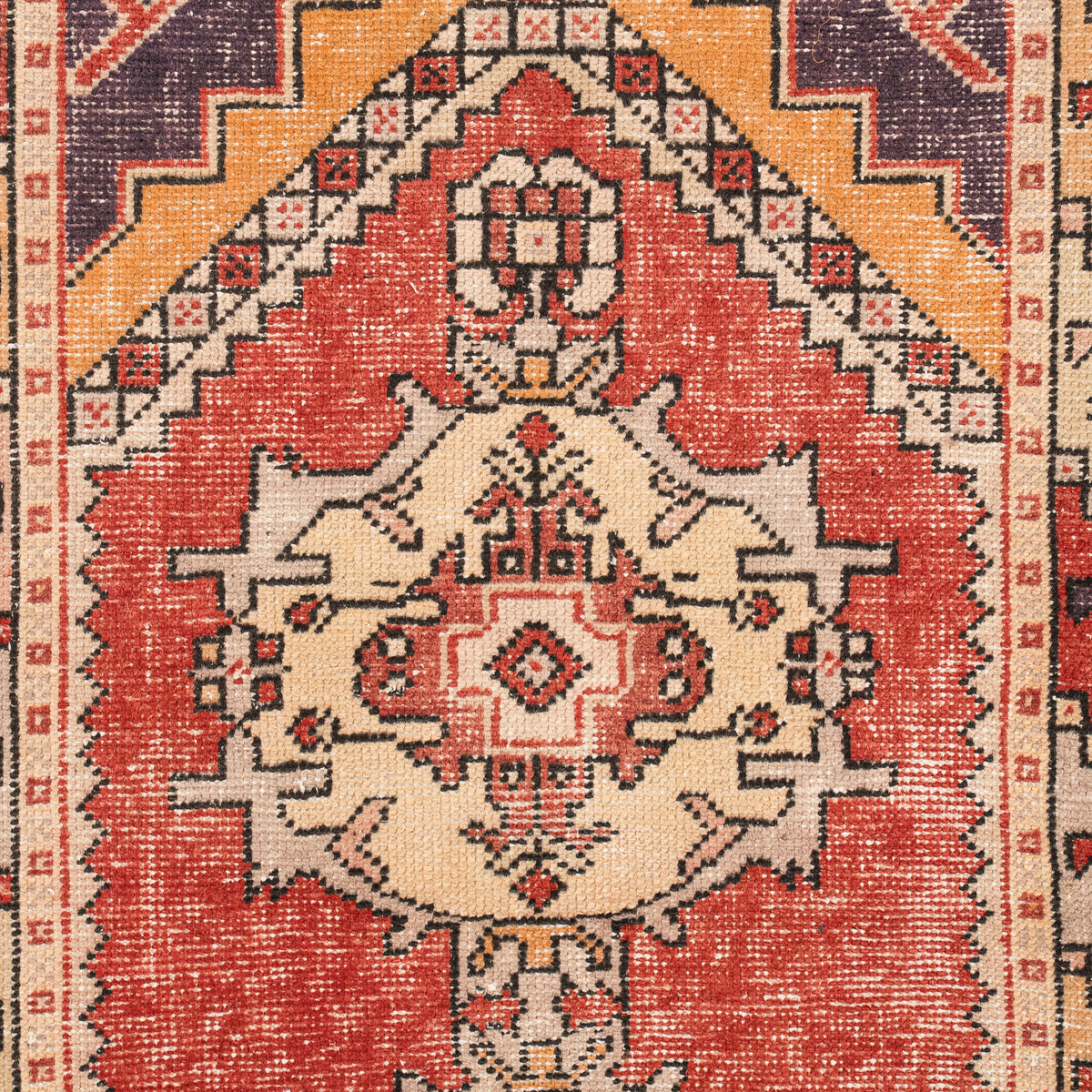 3x9 Vintage Rug