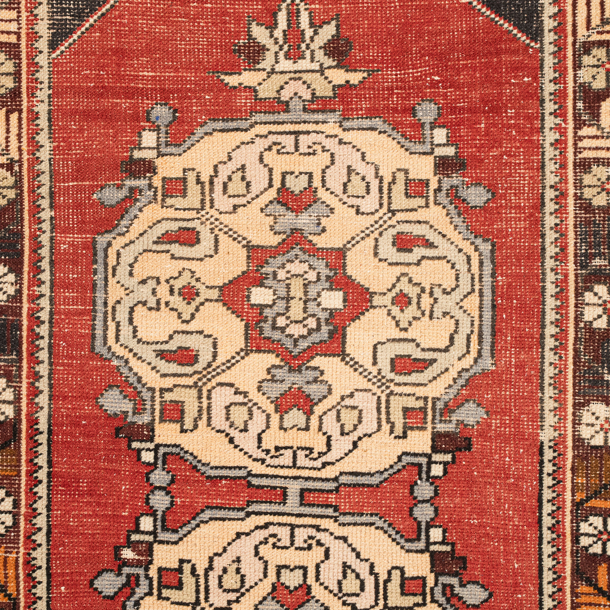3x9 Vintage Rug