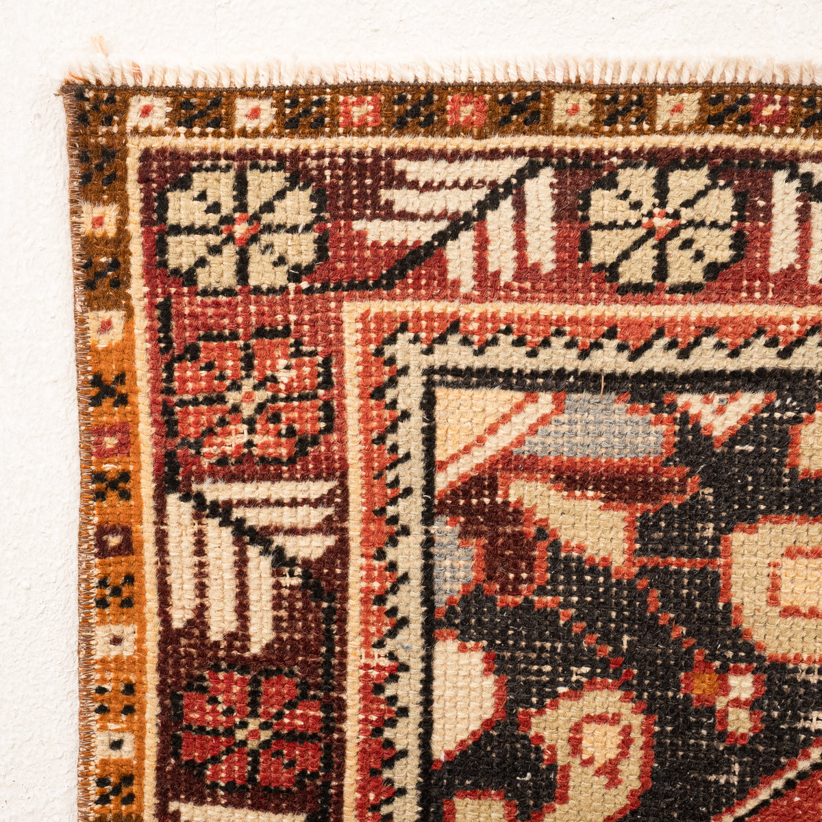 Medallion 3x9 Runner Rug