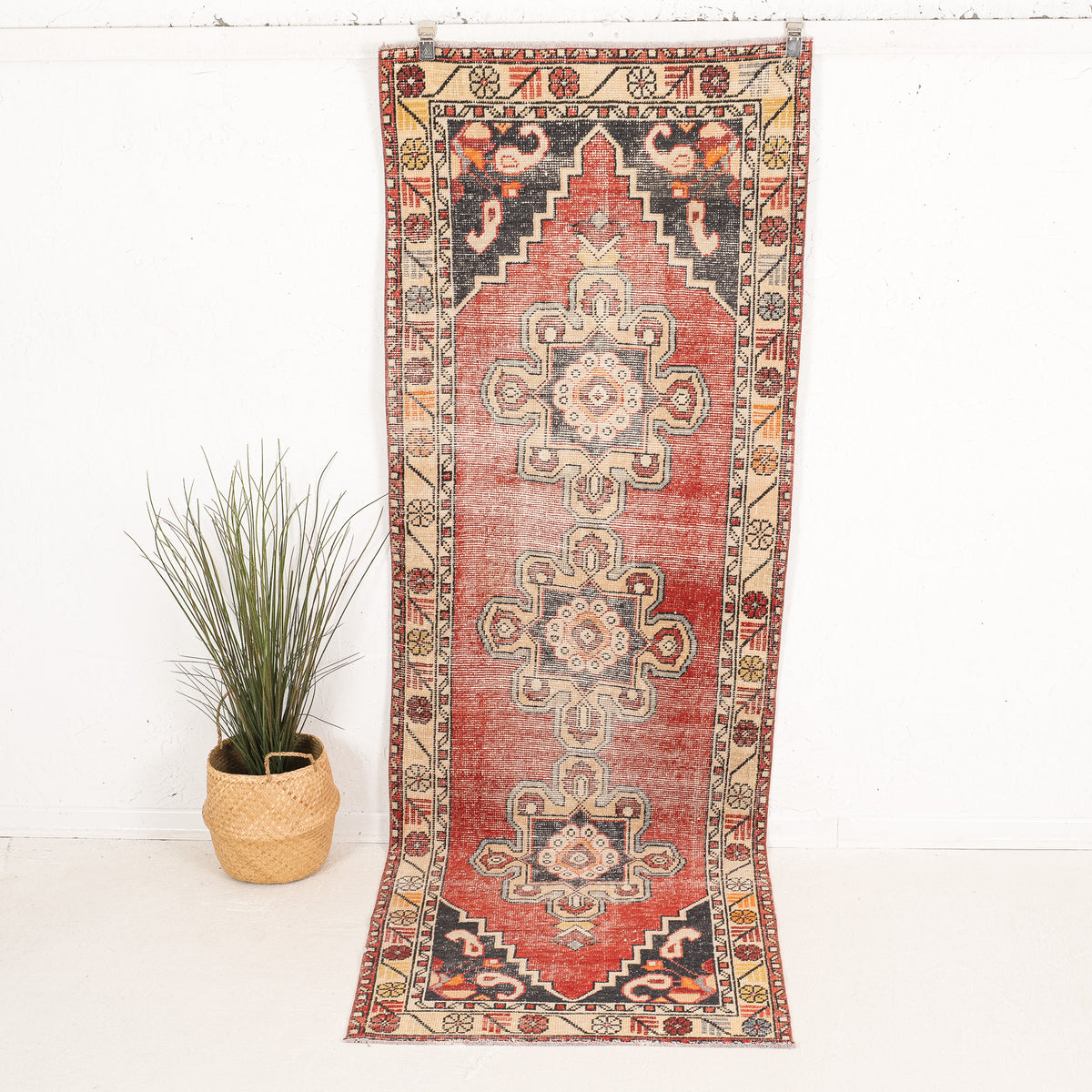 Casimirara - Vintage Turkish Runner Rug
