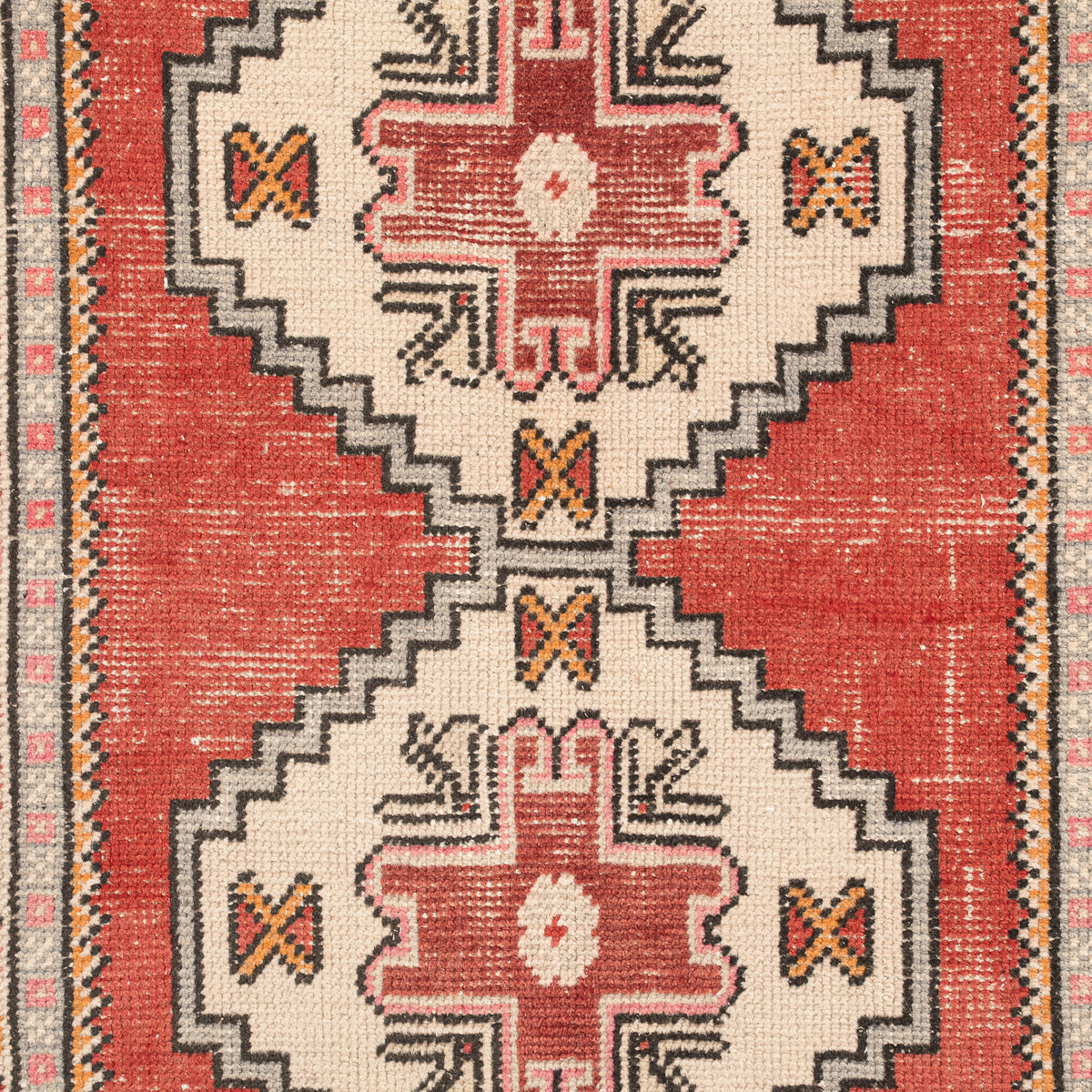 3x9 Vintage Rug