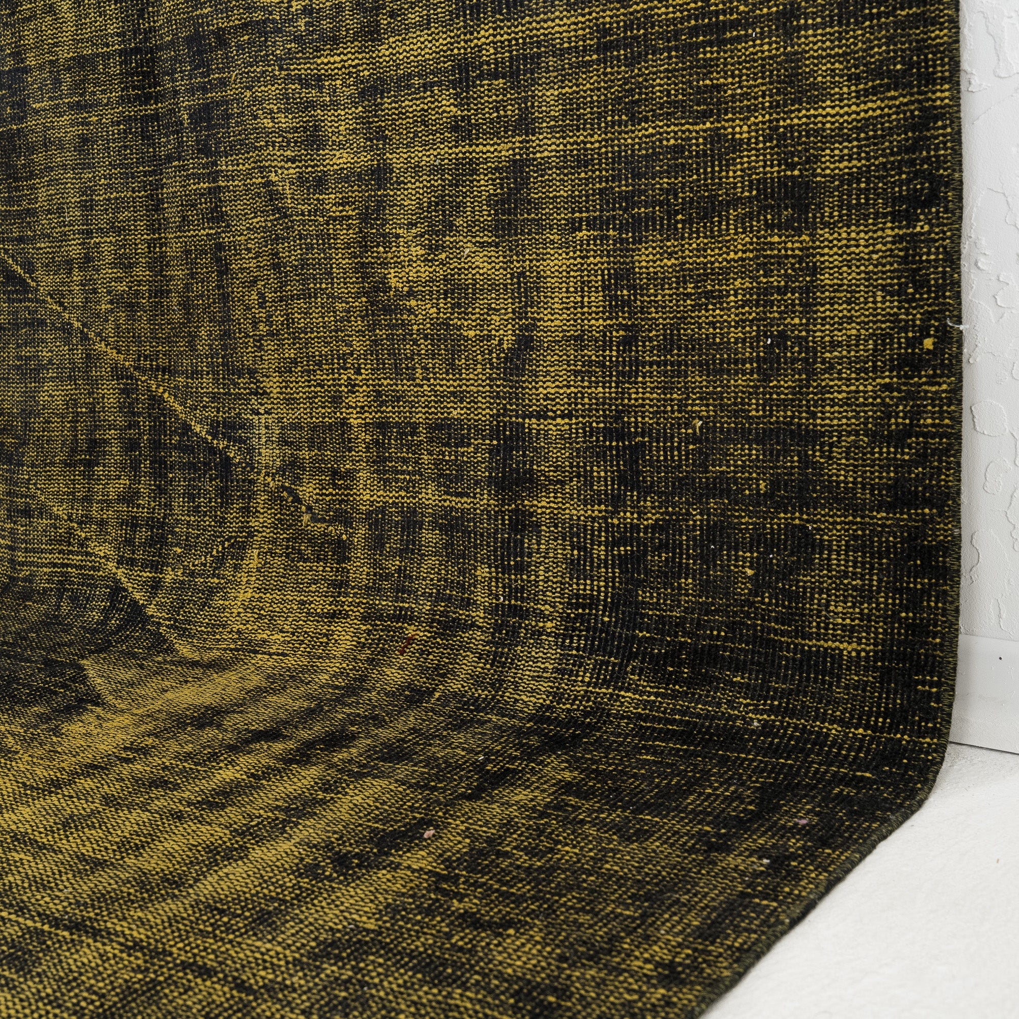 Ysoria - Vintage Turkish Area Rug