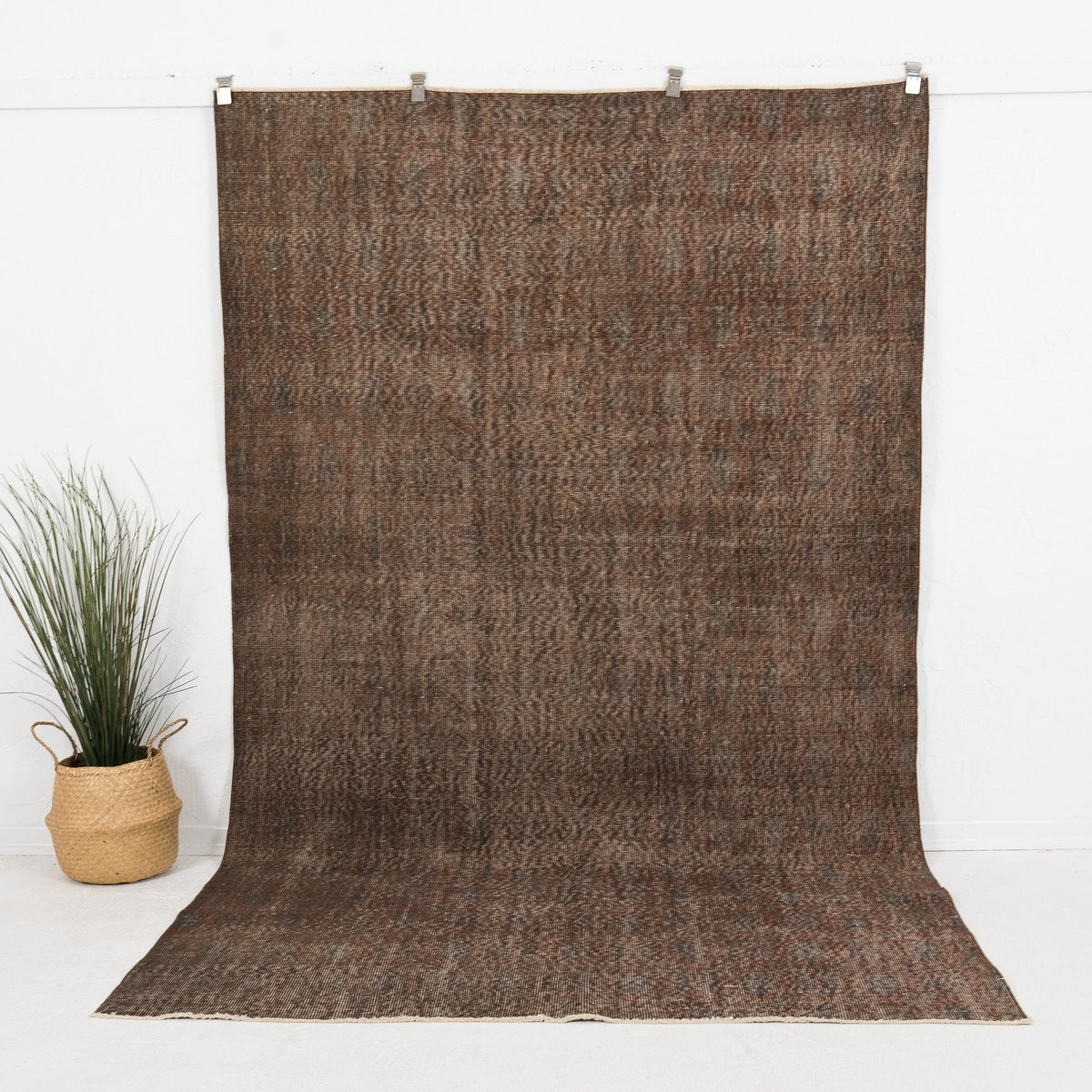Valiryn - Vintage Turkish Area Rug