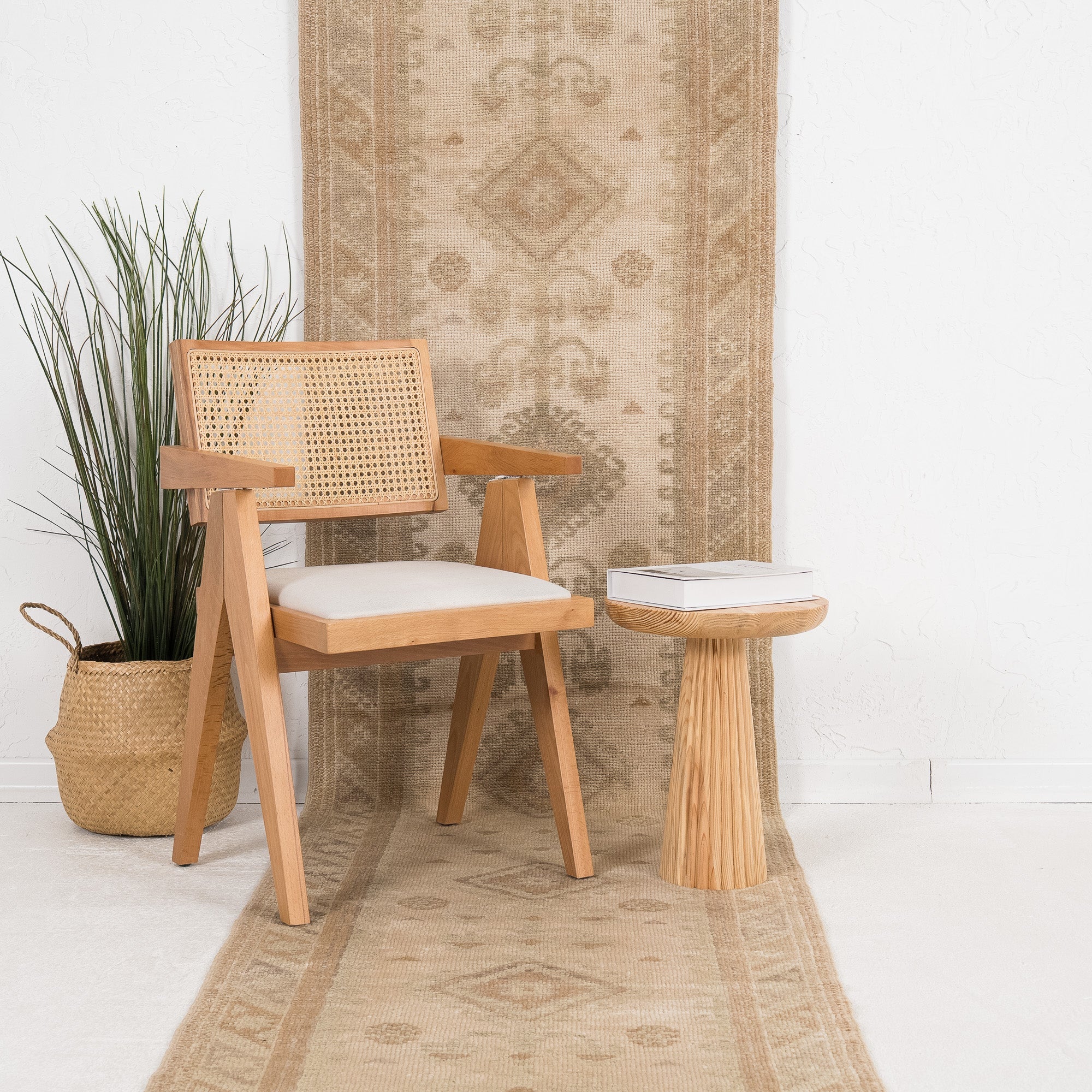 Avionelle - Vintage Turkish Runner Rug