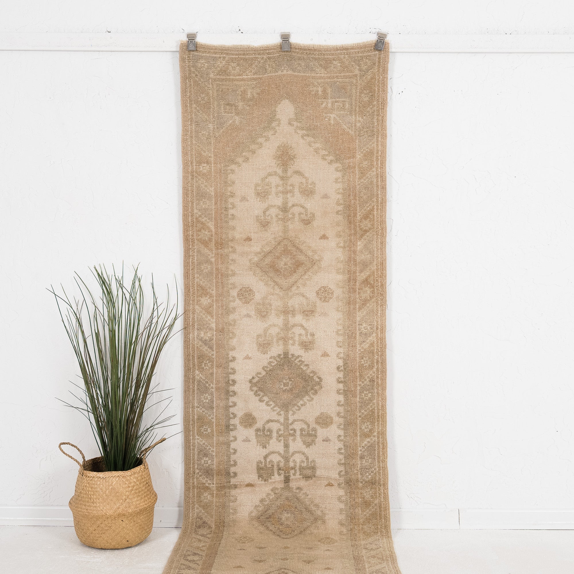 Avionelle - Vintage Turkish Runner Rug