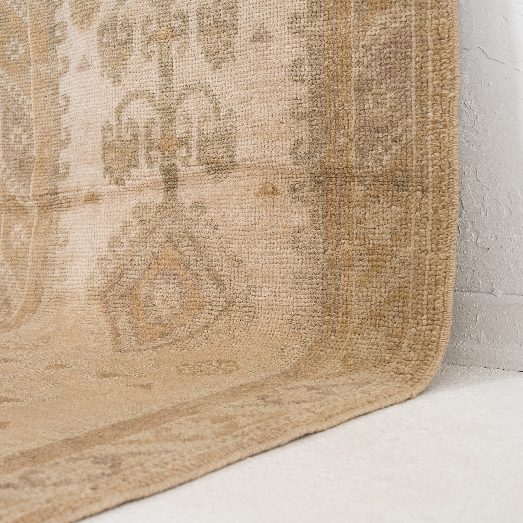 Avionelle - Vintage Turkish Runner Rug