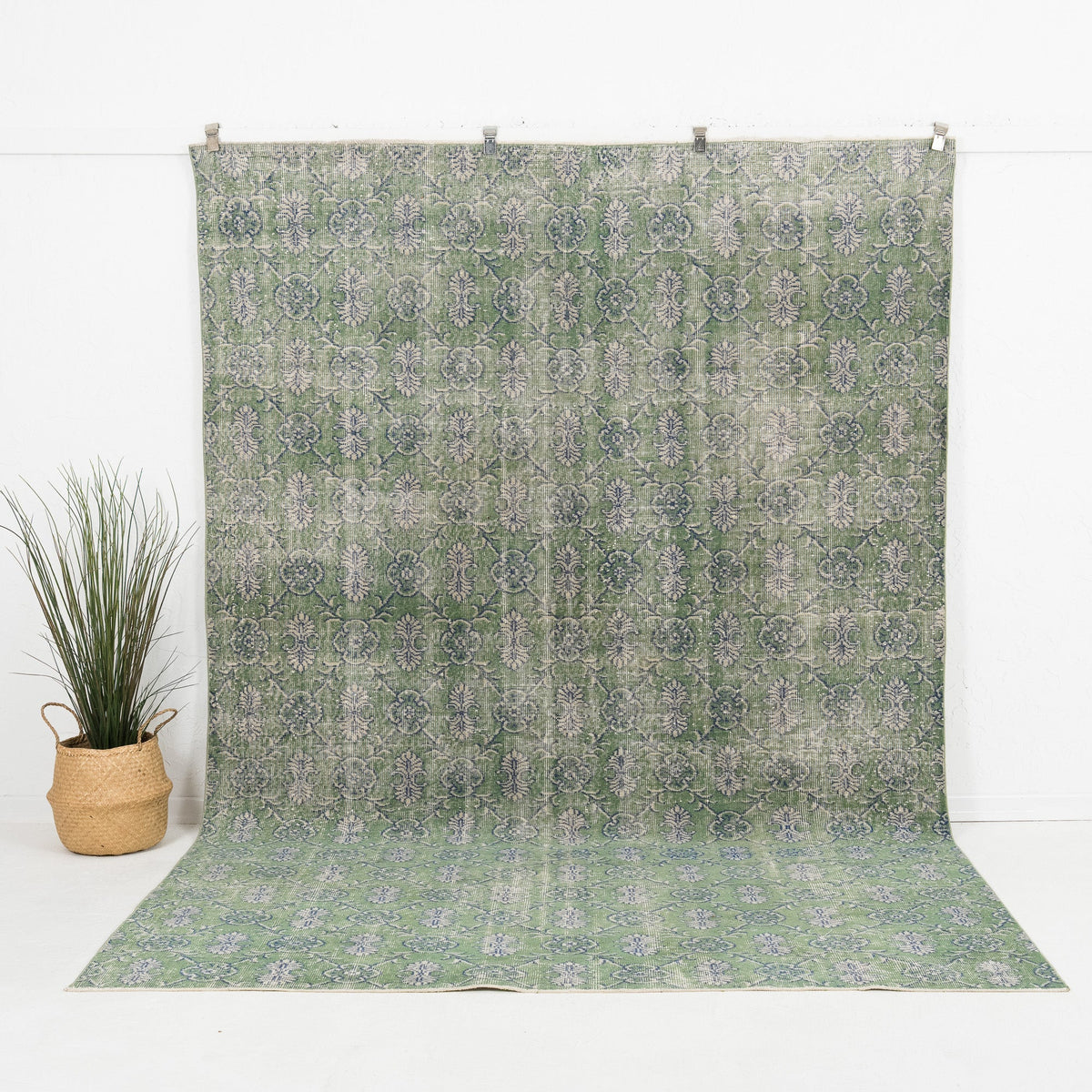 Narelith - Vintage Turkish Area Rug
