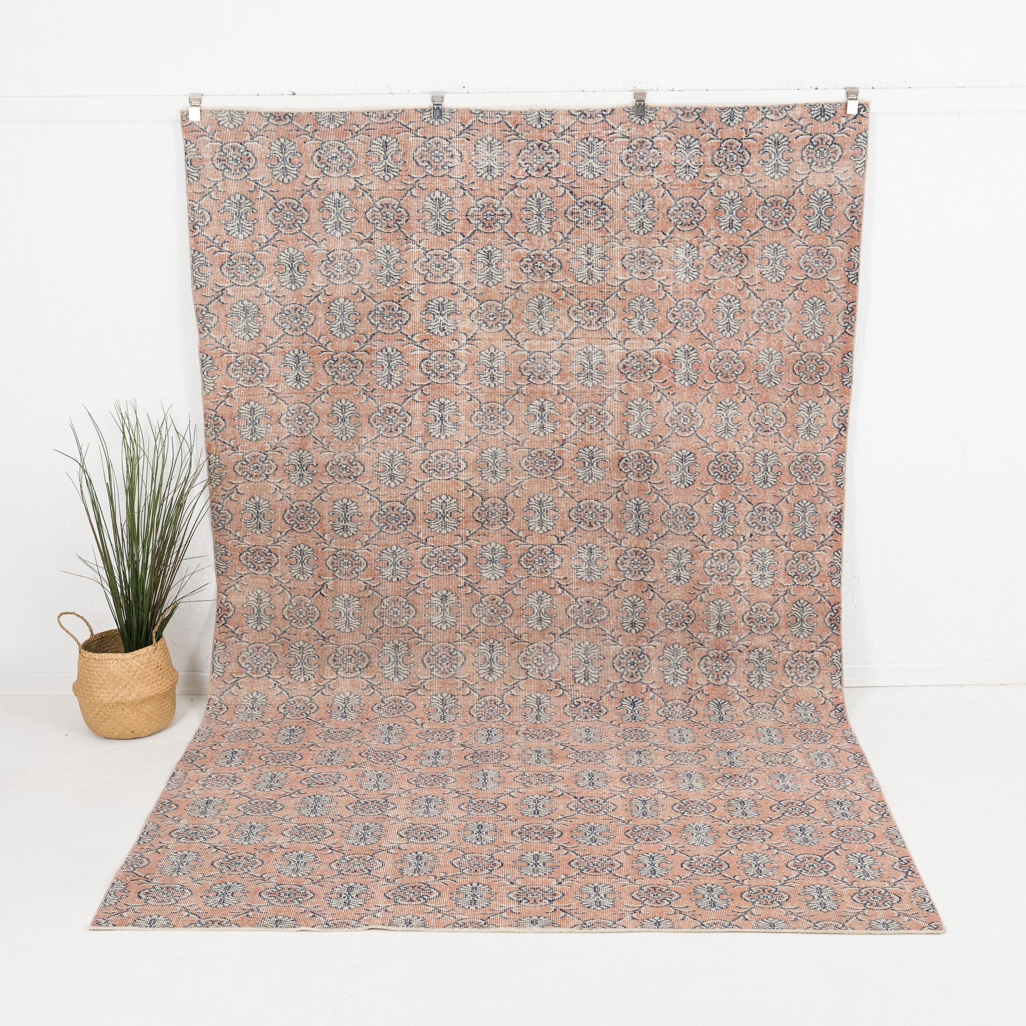 Zenariel - Vintage Turkish Area Rug