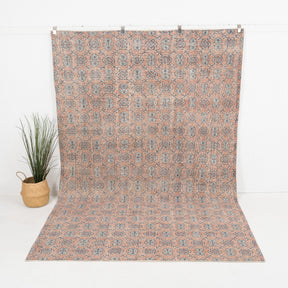 Zenariel - Vintage Turkish Area Rug