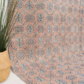 Zenariel - Vintage Turkish Area Rug