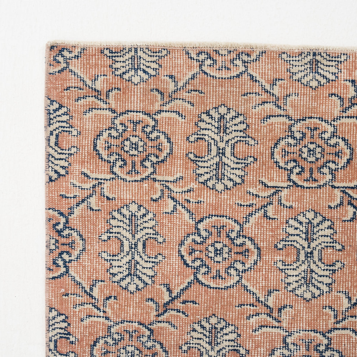 Zenariel - Vintage Turkish Area Rug