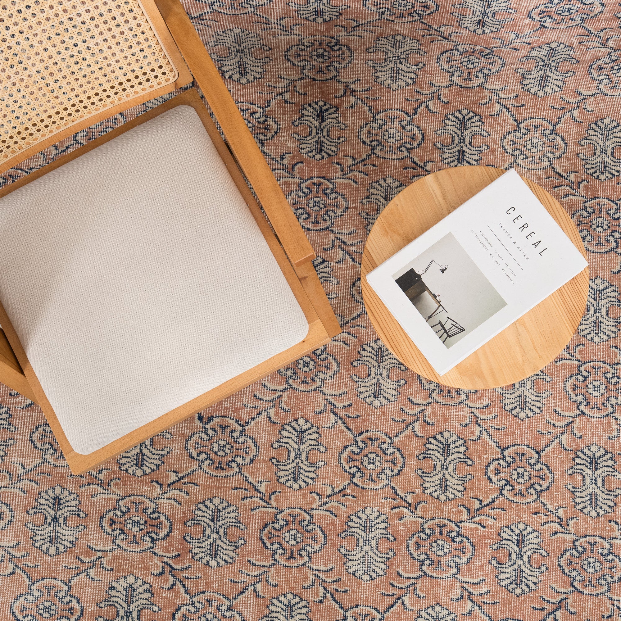 Zenariel - Vintage Turkish Area Rug