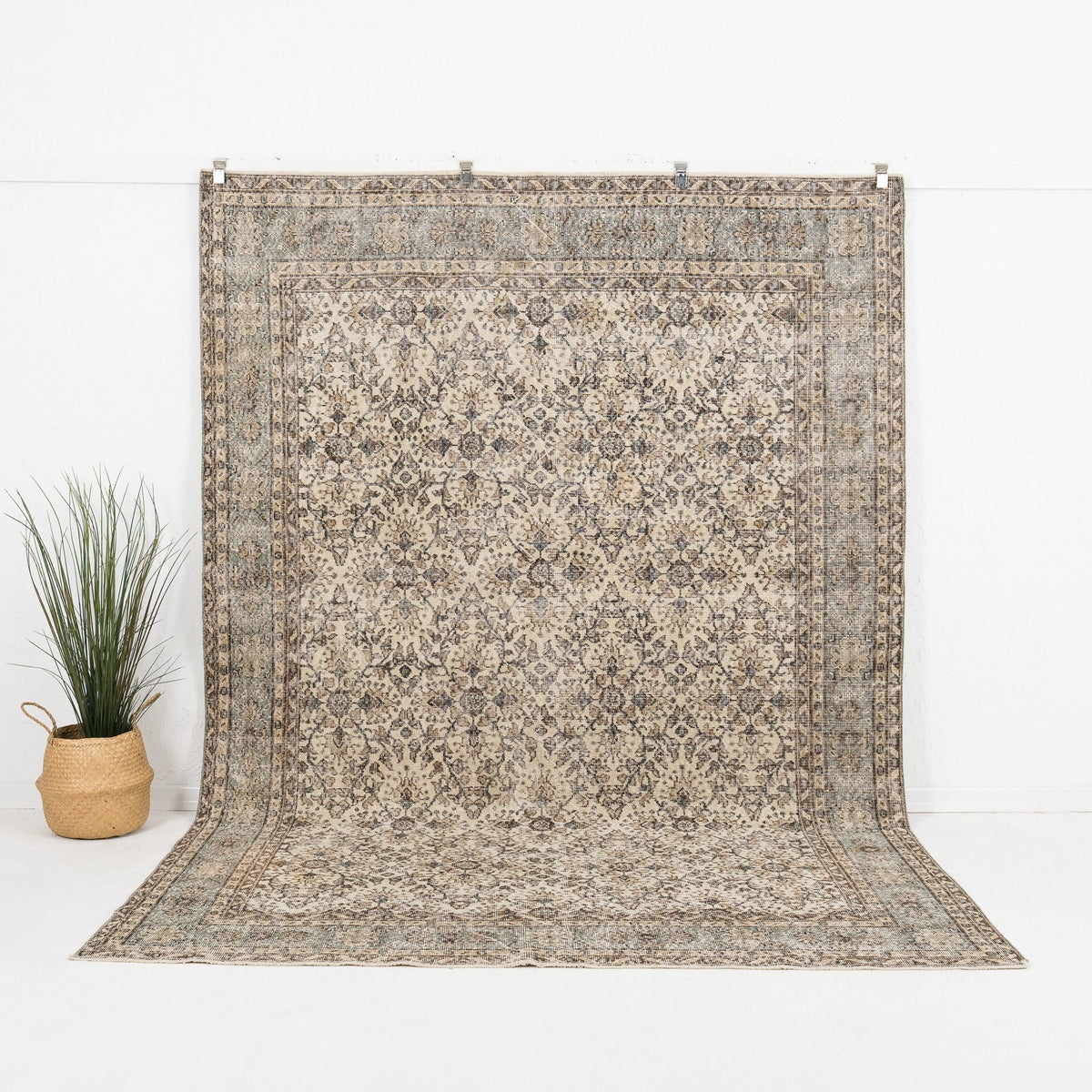 Mirelith - Vintage Turkish Area Rug