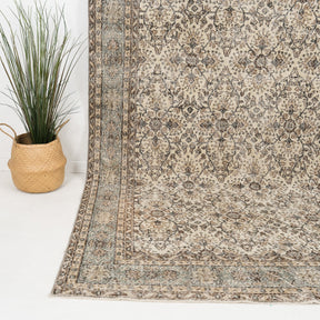Mirelith - Vintage Turkish Area Rug