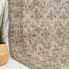 Mirelith - Vintage Turkish Area Rug