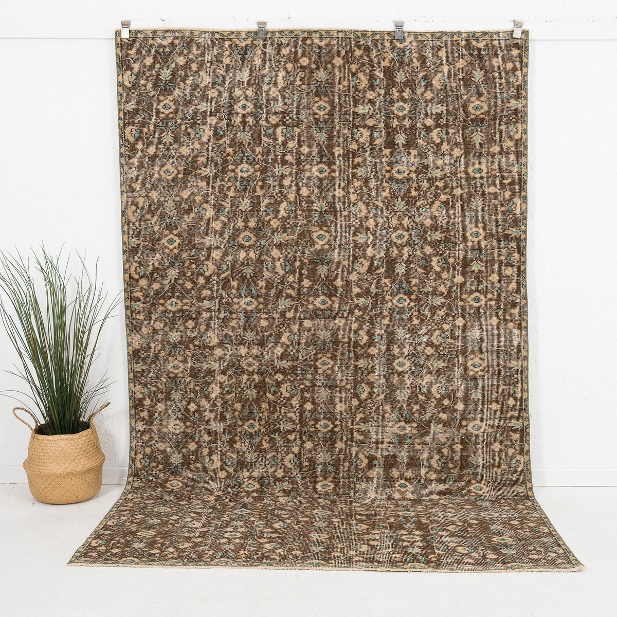 Calyvia - Vintage Turkish Area Rug