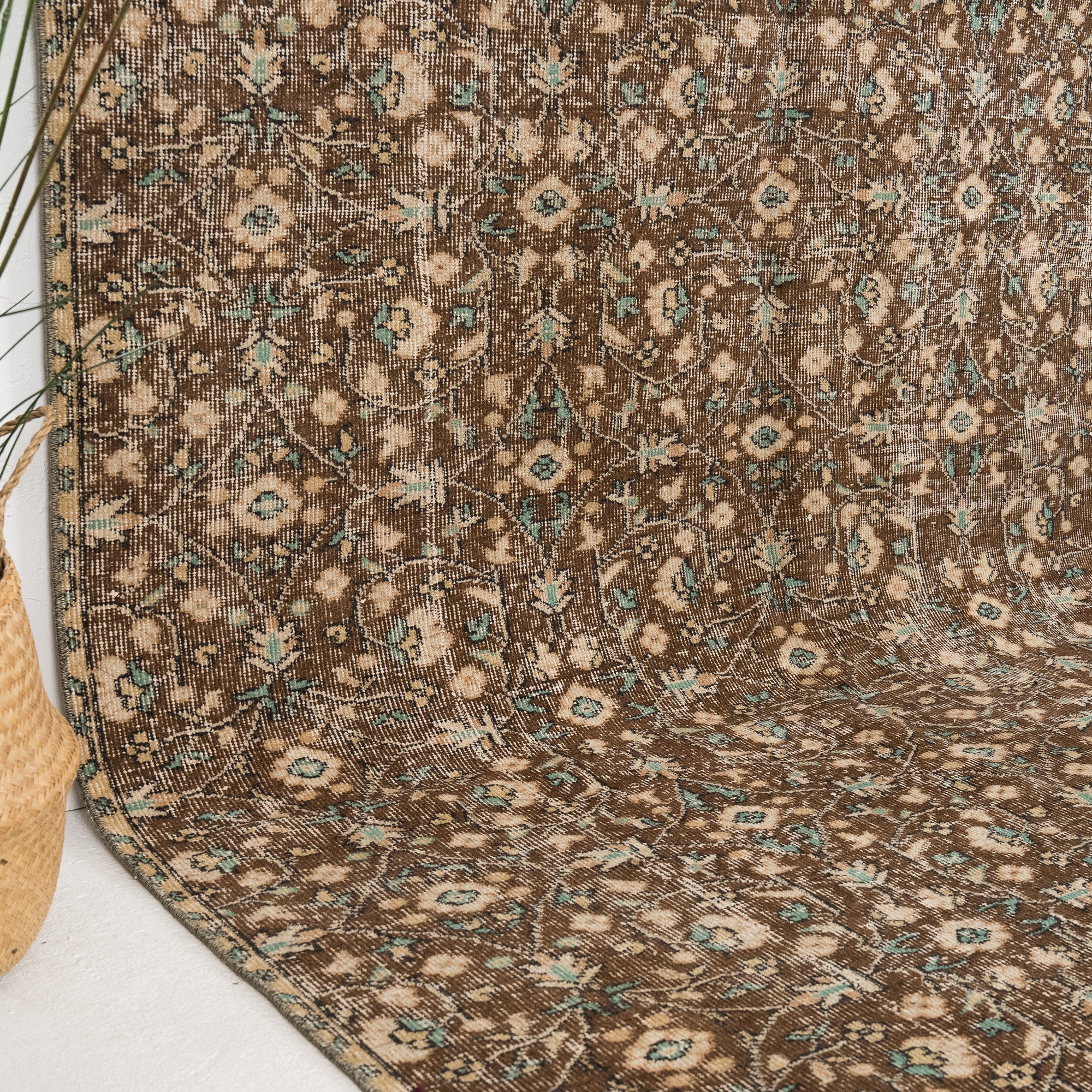 Calyvia - Vintage Turkish Area Rug