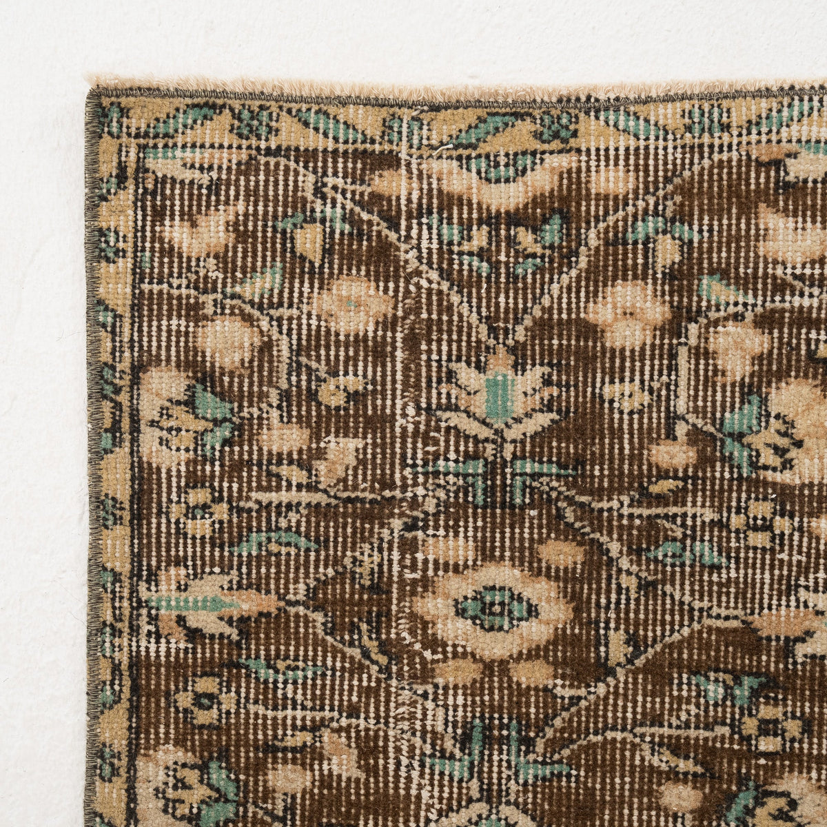 Calyvia - Vintage Turkish Area Rug