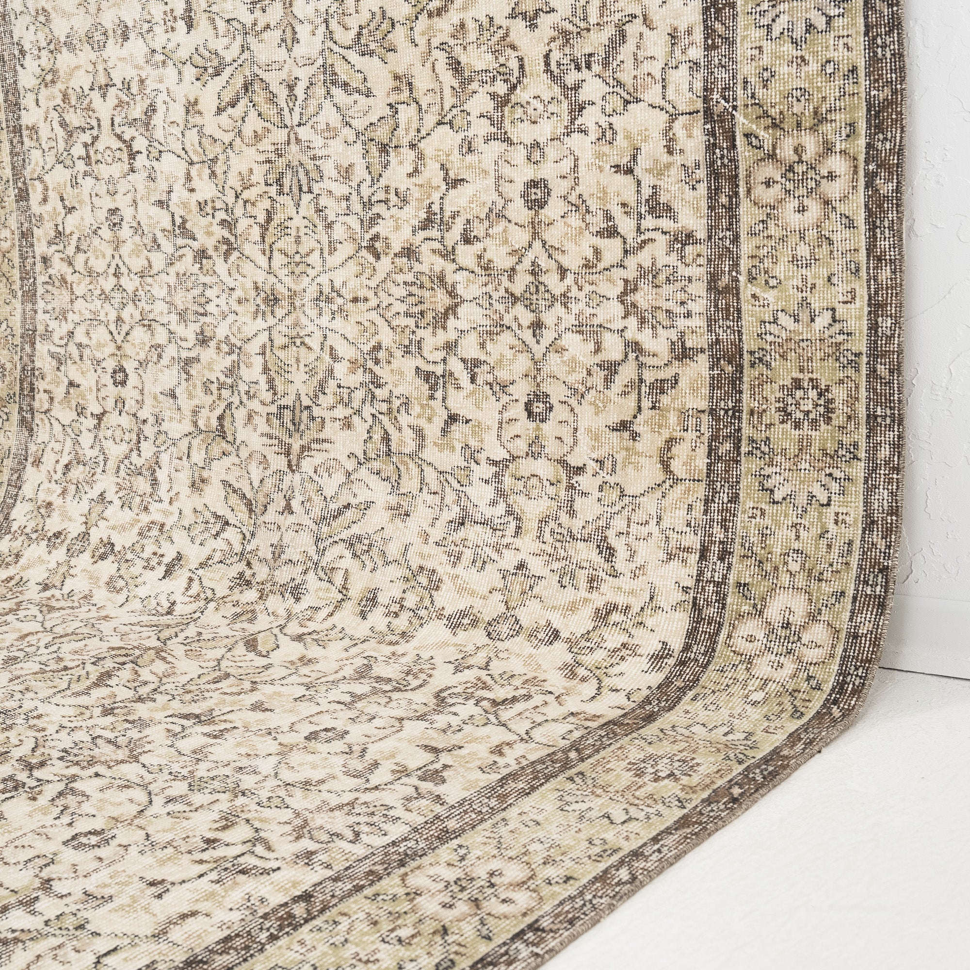 Lorayne - Vintage Turkish Area Rug