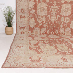 Jaerisin - Vintage Turkish Area Rug