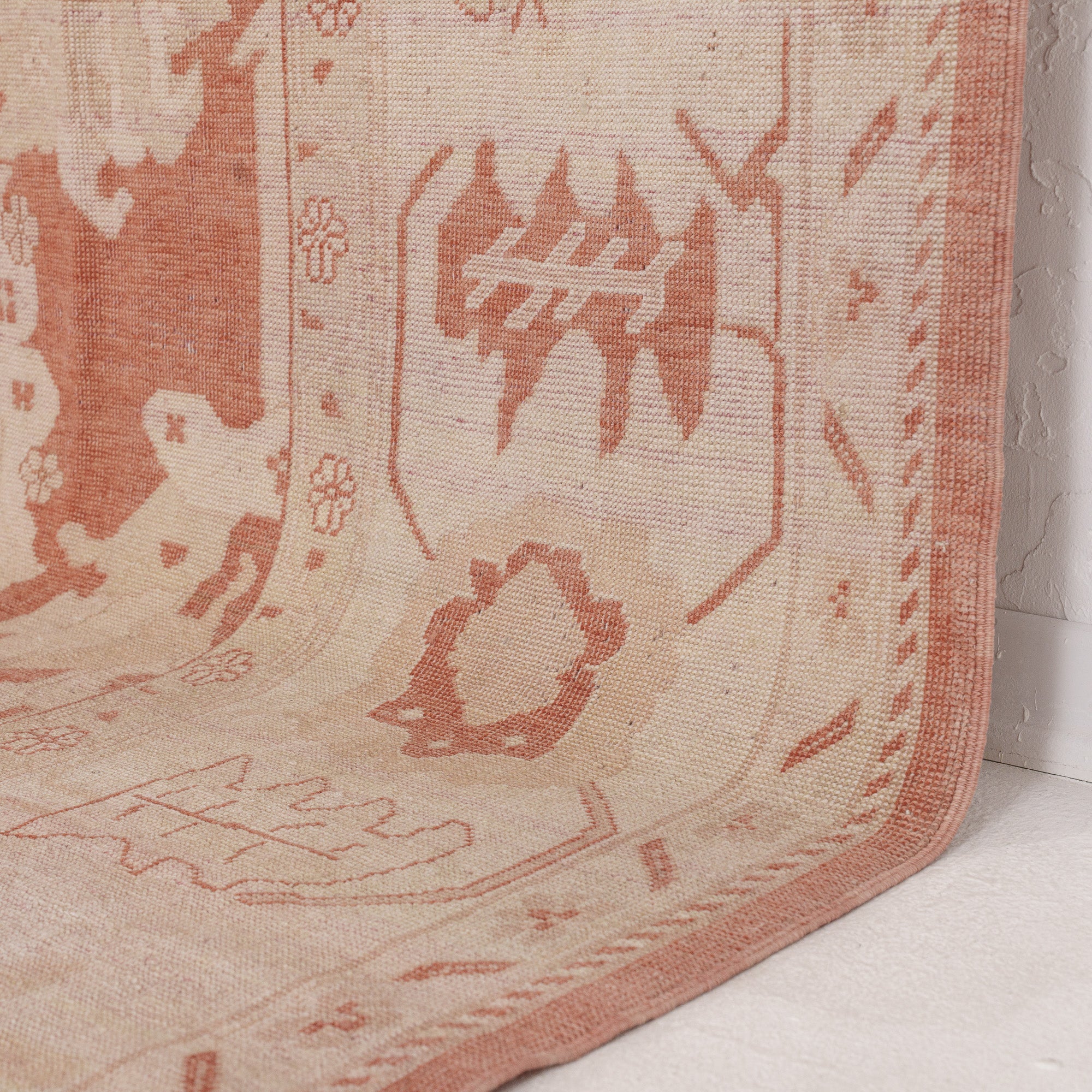 Jaerisin - Vintage Turkish Area Rug