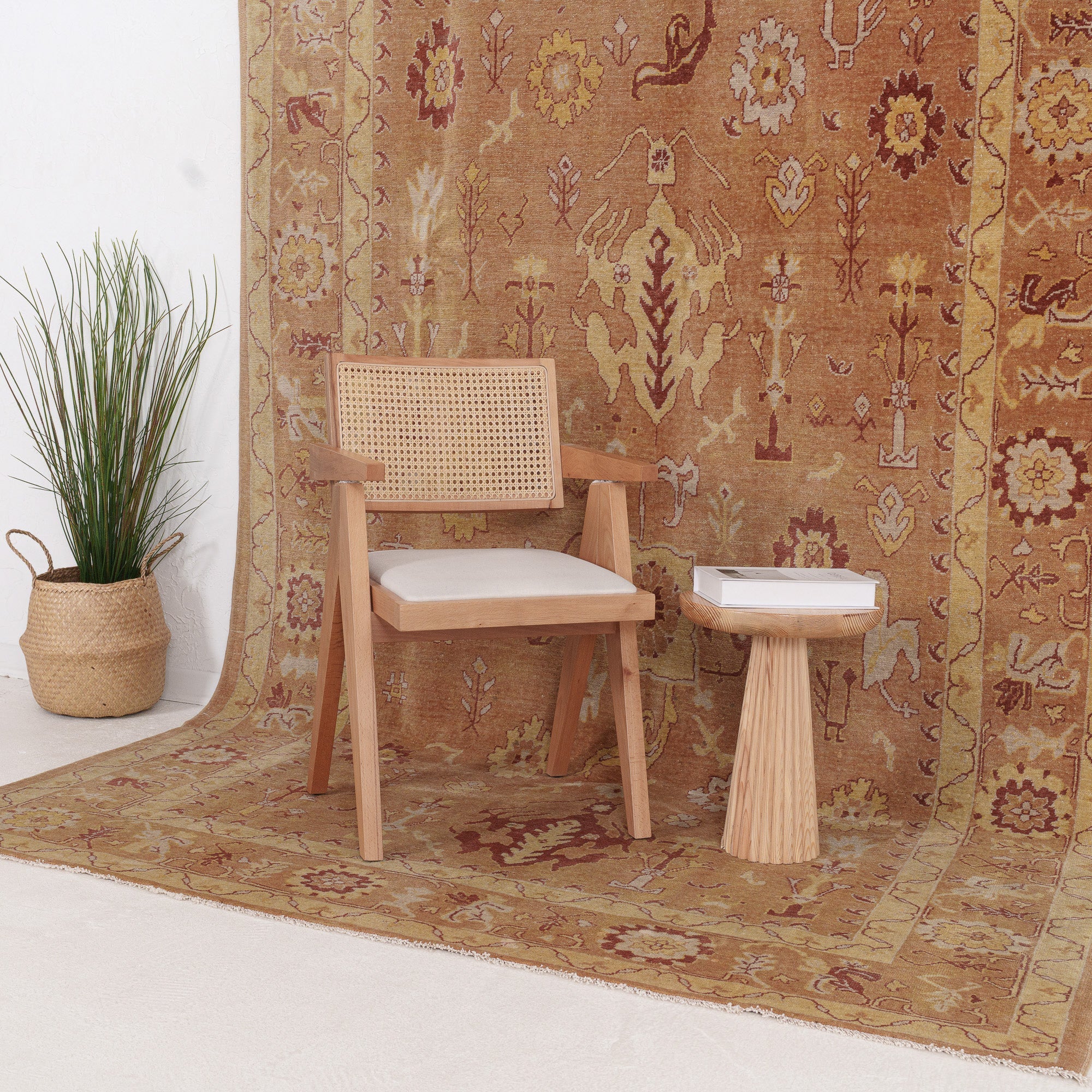 Jaerisine - Vintage Turkish Area Rug