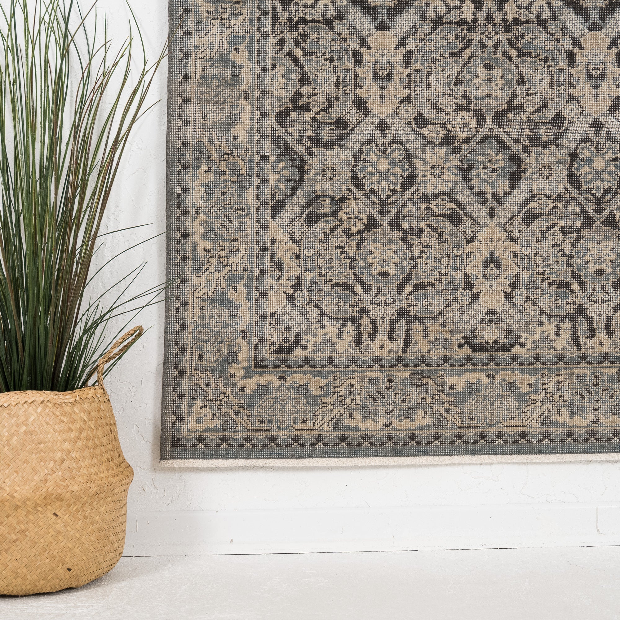 Valesirae - Vintage Turkish Small Rug