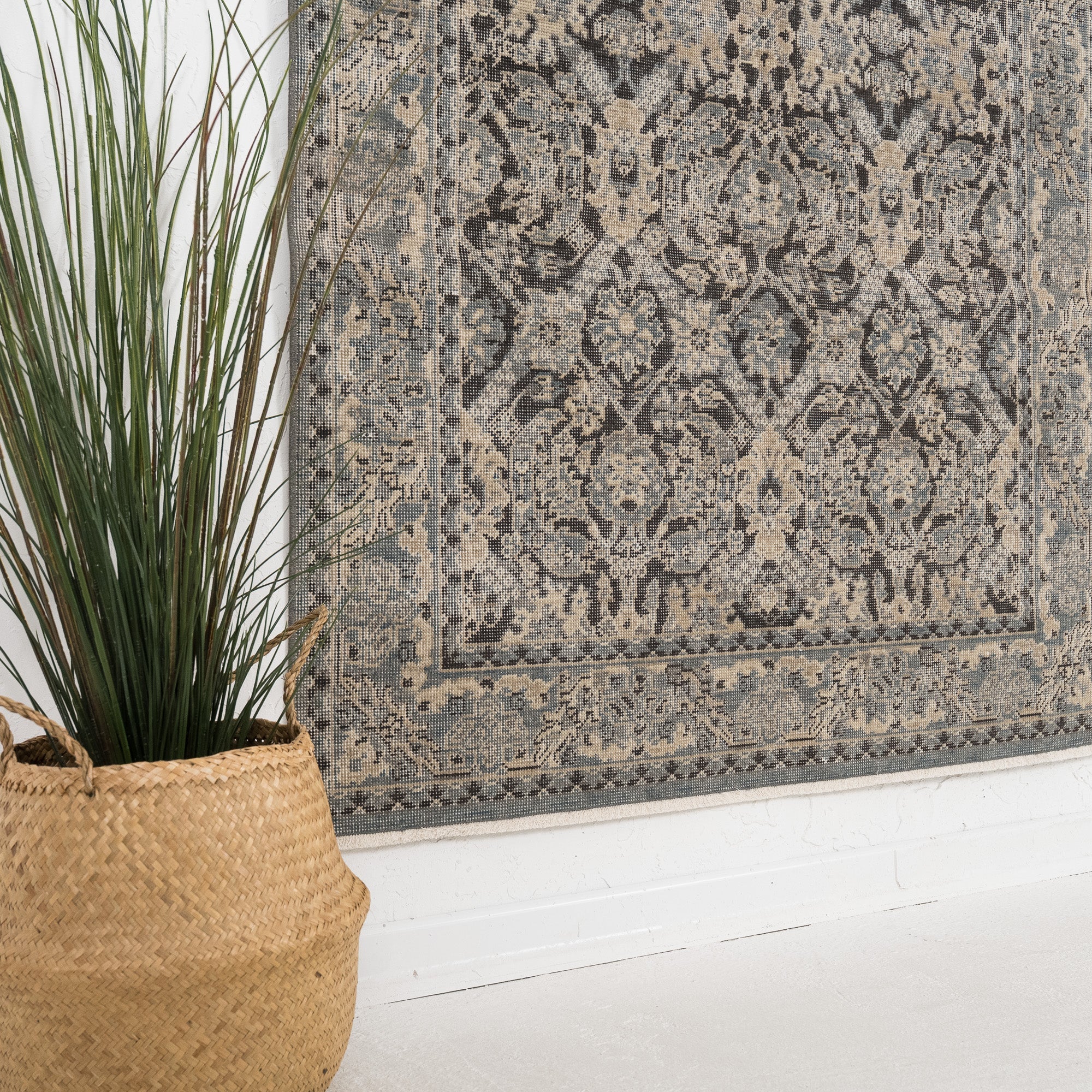 Valesirae - Vintage Turkish Small Rug