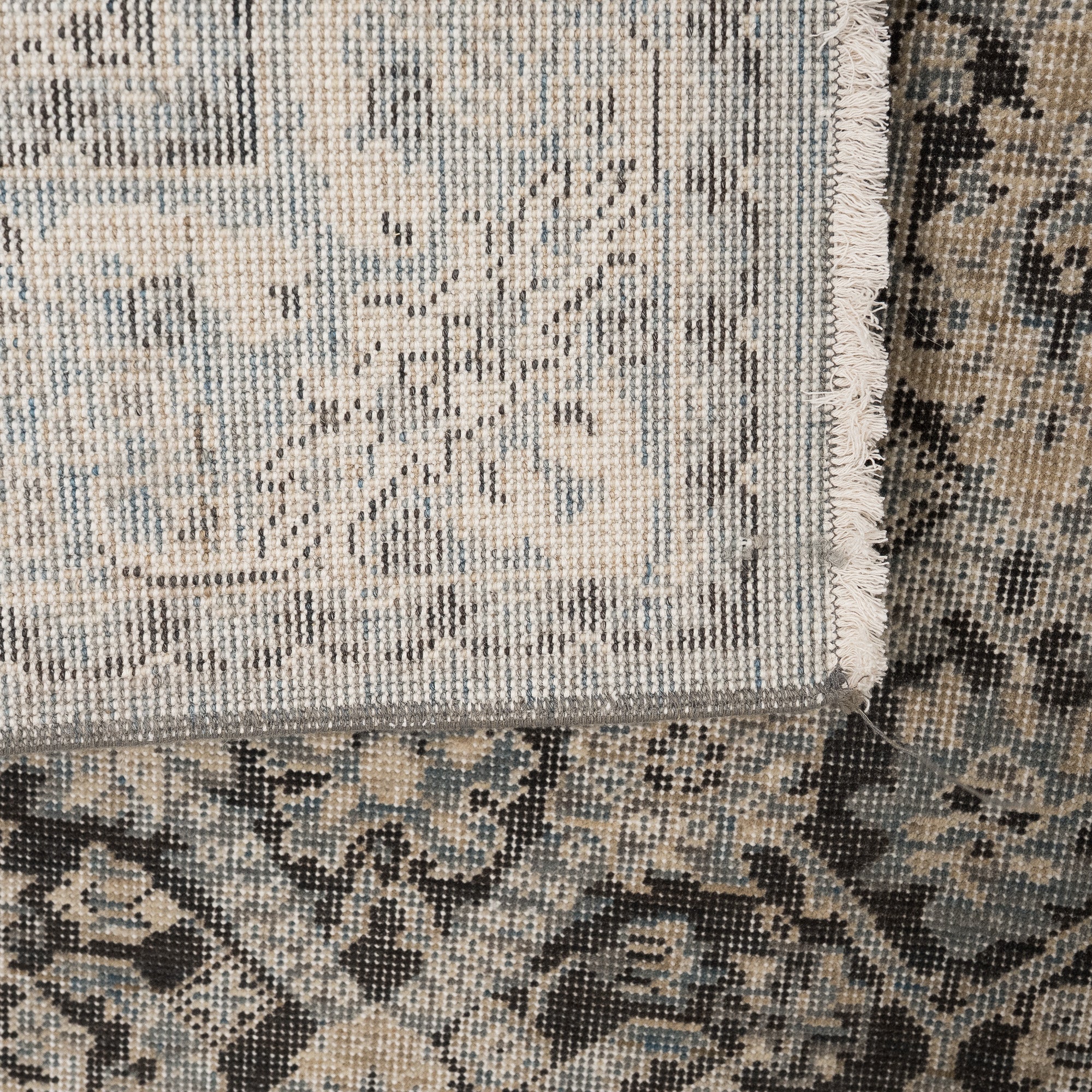 Valesirae - Vintage Turkish Small Rug