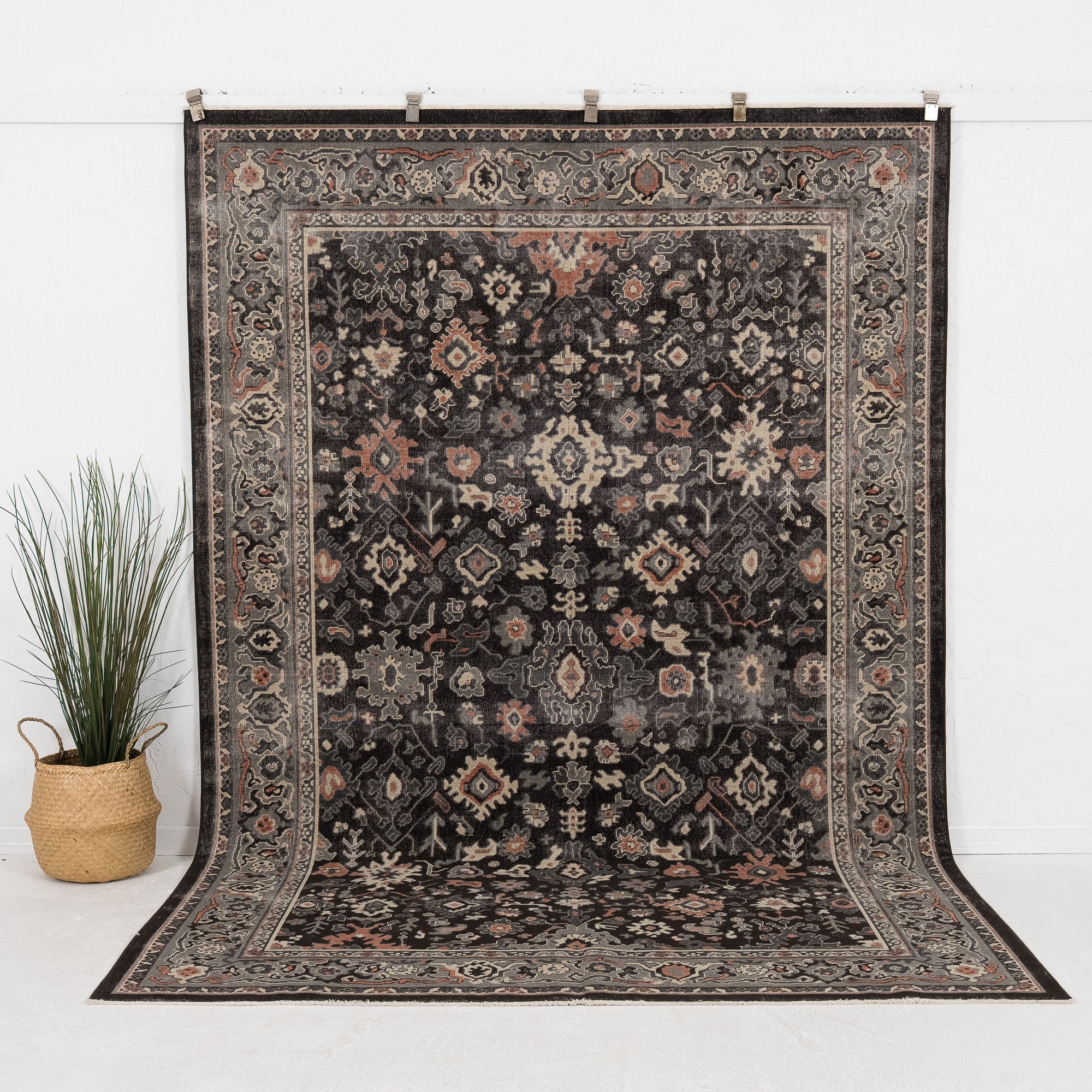 Nyrelisse - Vintage Turkish Area Rug
