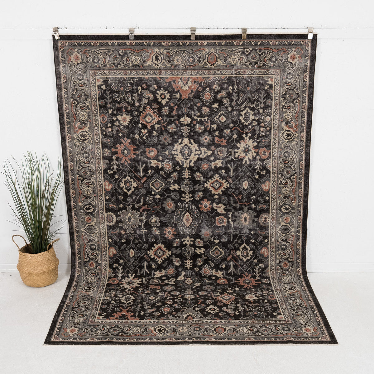Nyrelisse - Vintage Turkish Area Rug