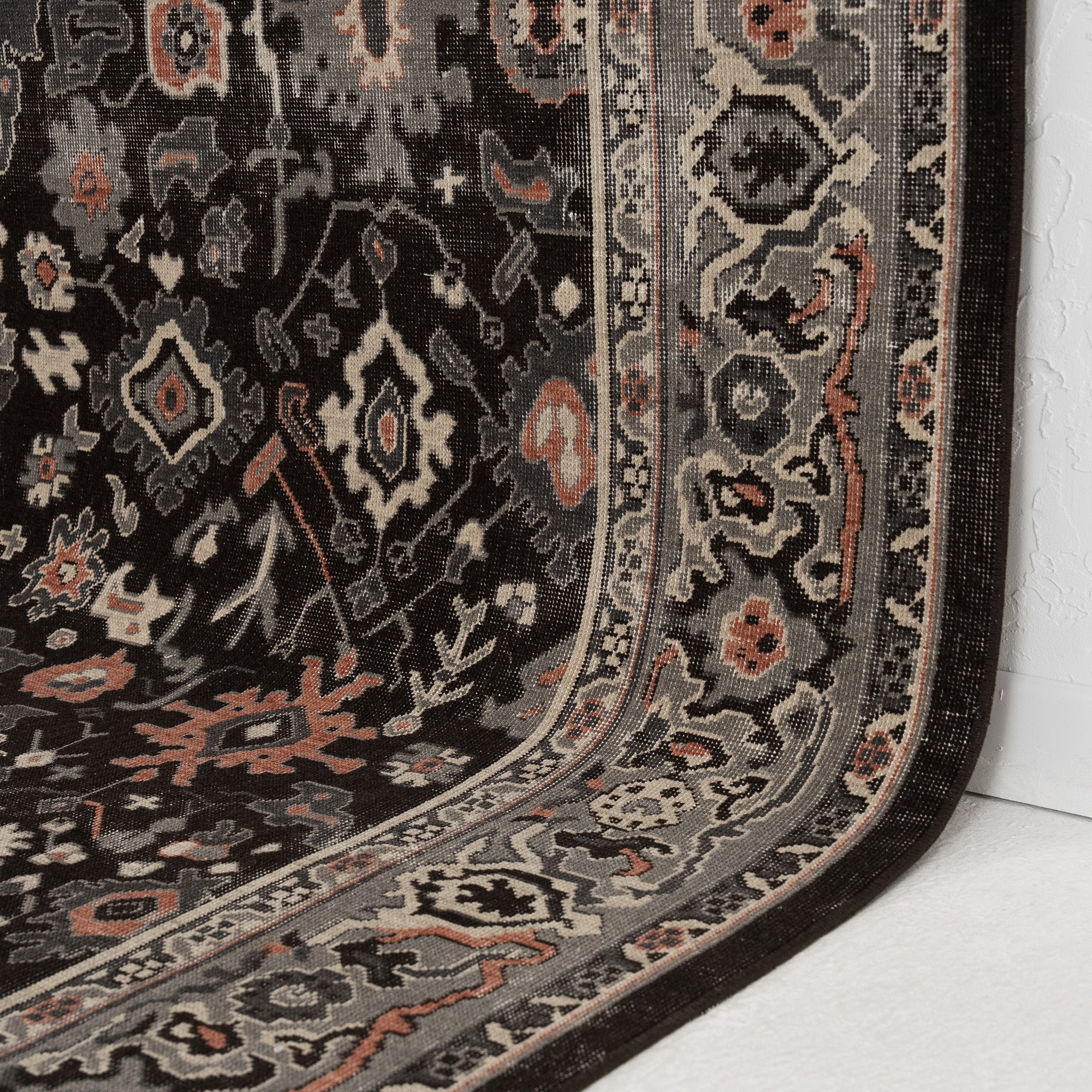 Nyrelisse - Vintage Turkish Area Rug