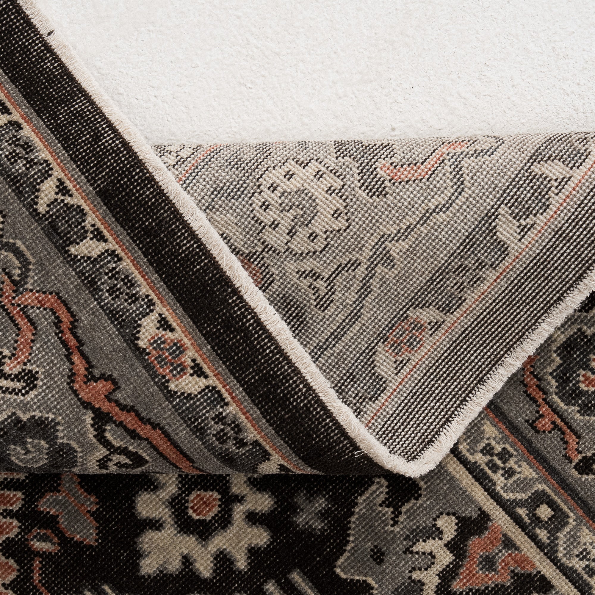 Nyrelisse - Vintage Turkish Area Rug