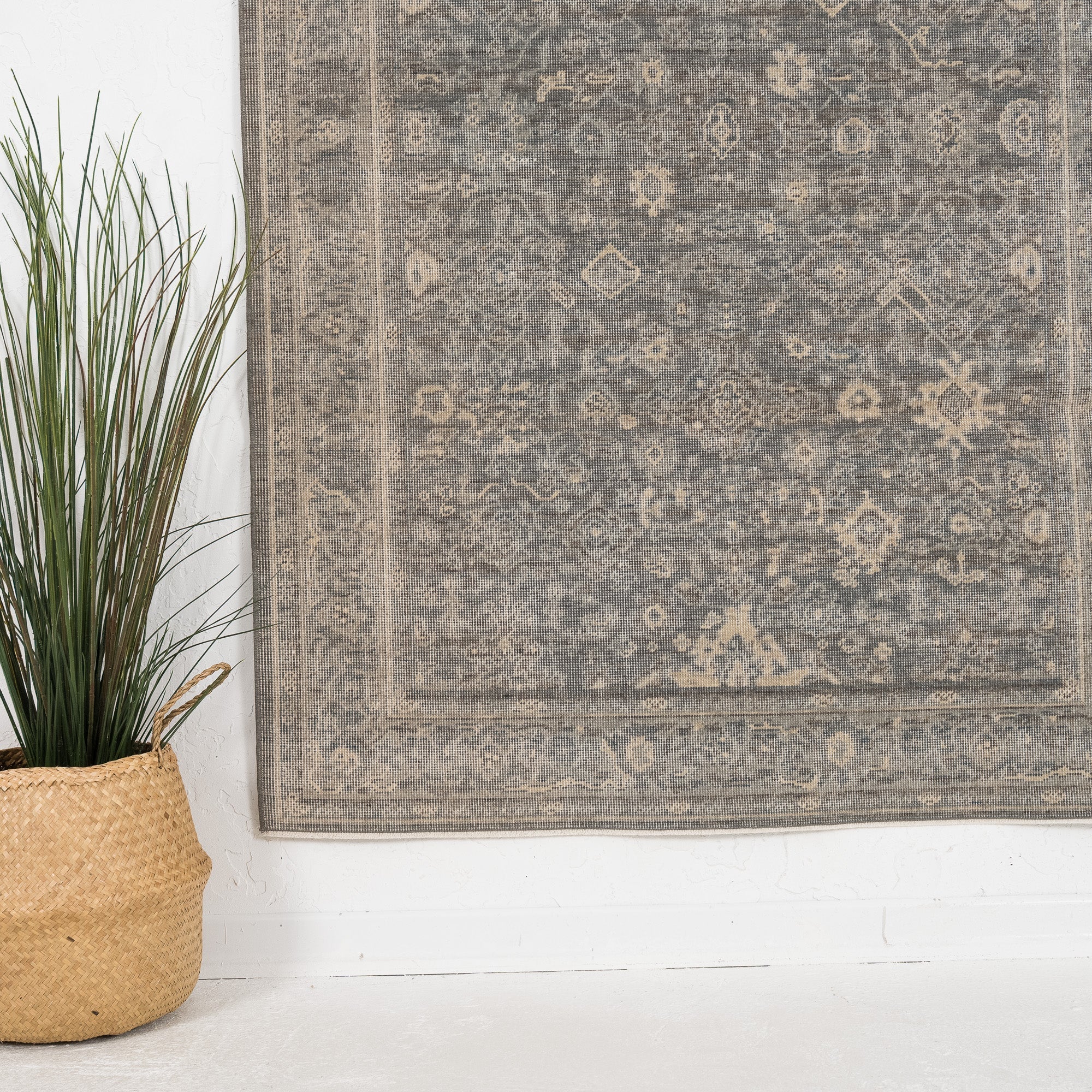 Velorielle - Vintage Turkish Small Rug