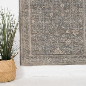 Velorielle - Vintage Turkish Small Rug