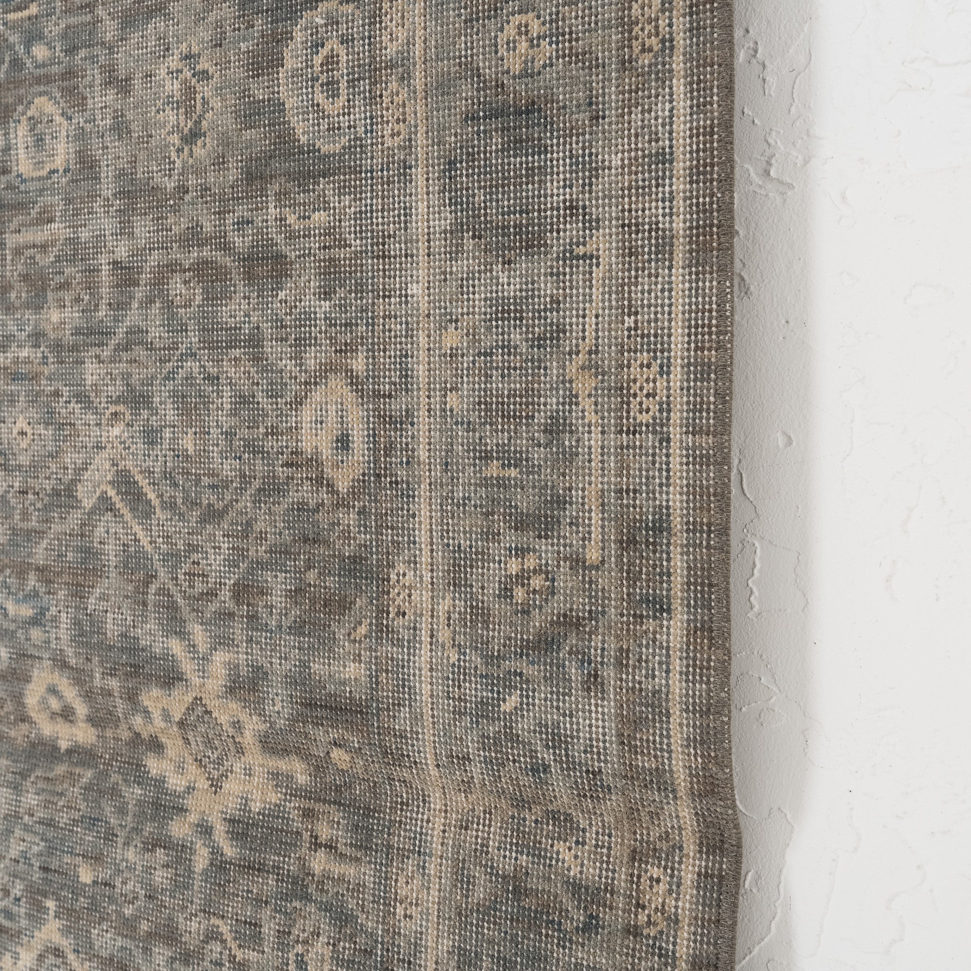 Velorielle - Vintage Turkish Small Rug
