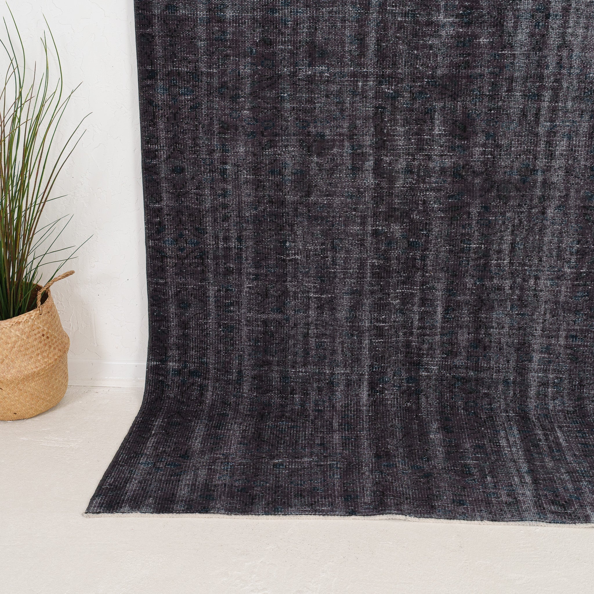 5' x 8' - Vintage Turkish Area Rug, Gray - Alatara | Kuden Rugs