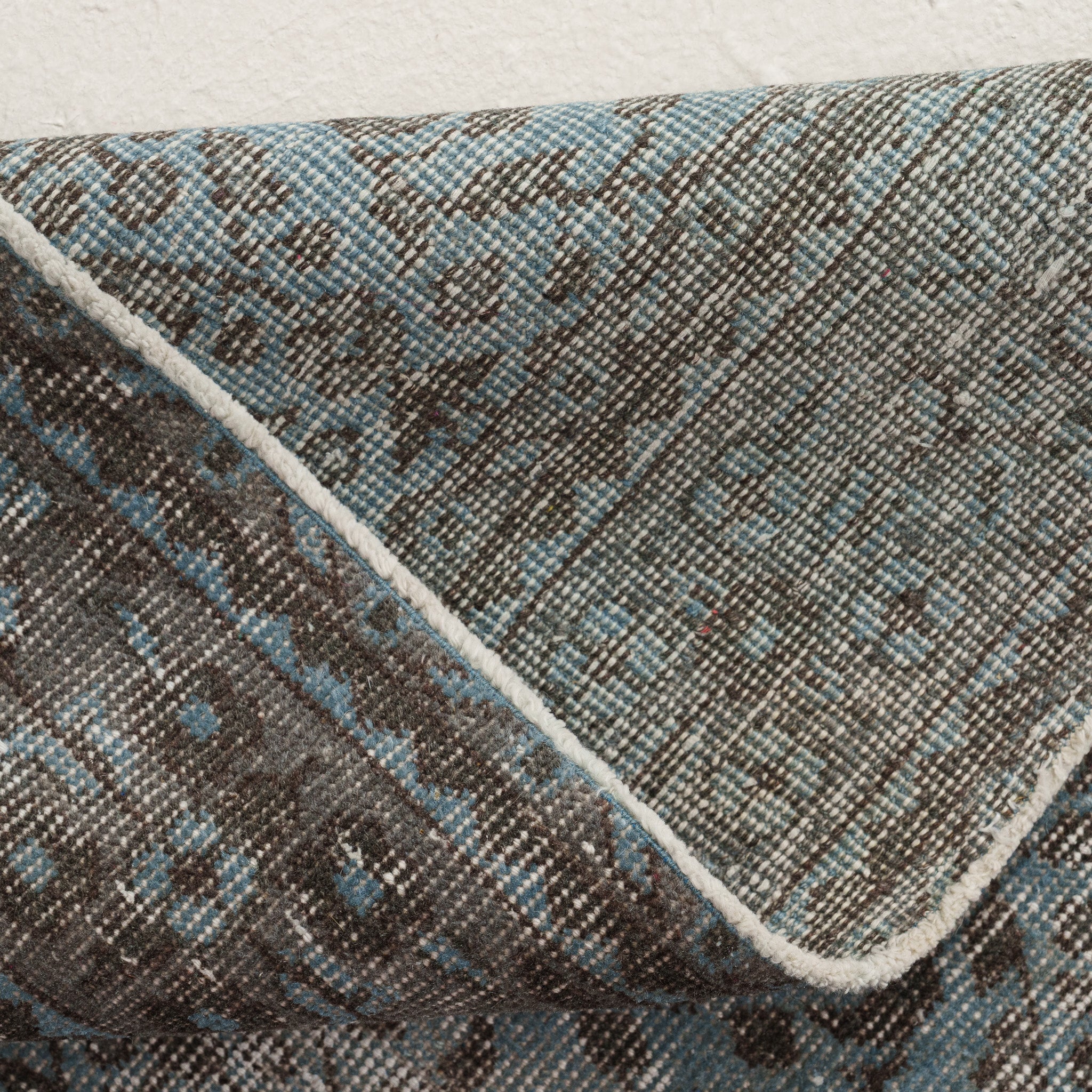 7x10 Blue Area Rug