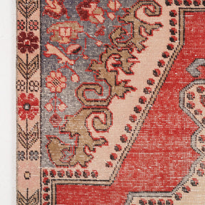 Alfris - Vintage Turkish Area Rug