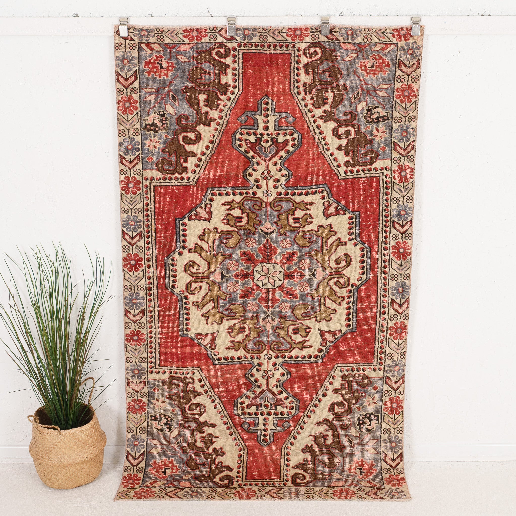 Aglosa - Vintage Turkish Area Rug