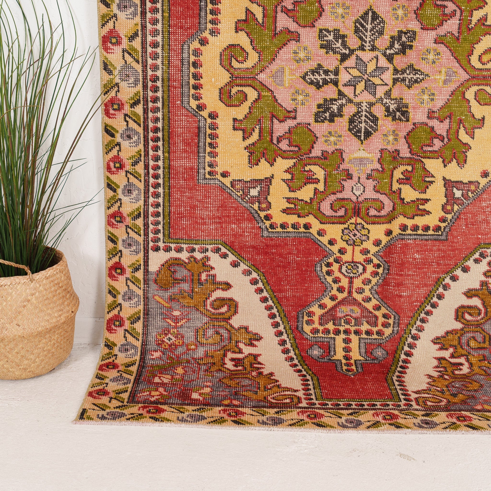 5x8 Persian Rug