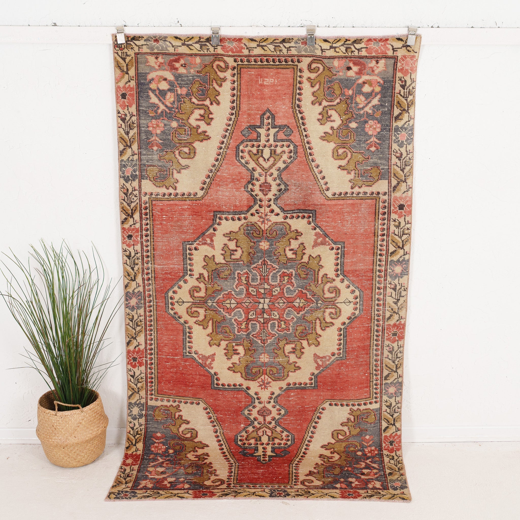 5' x 8' - Vintage Turkish Area Rug, Red - Acantha | Kuden Rugs