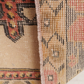 4x7 Beige Area Rug