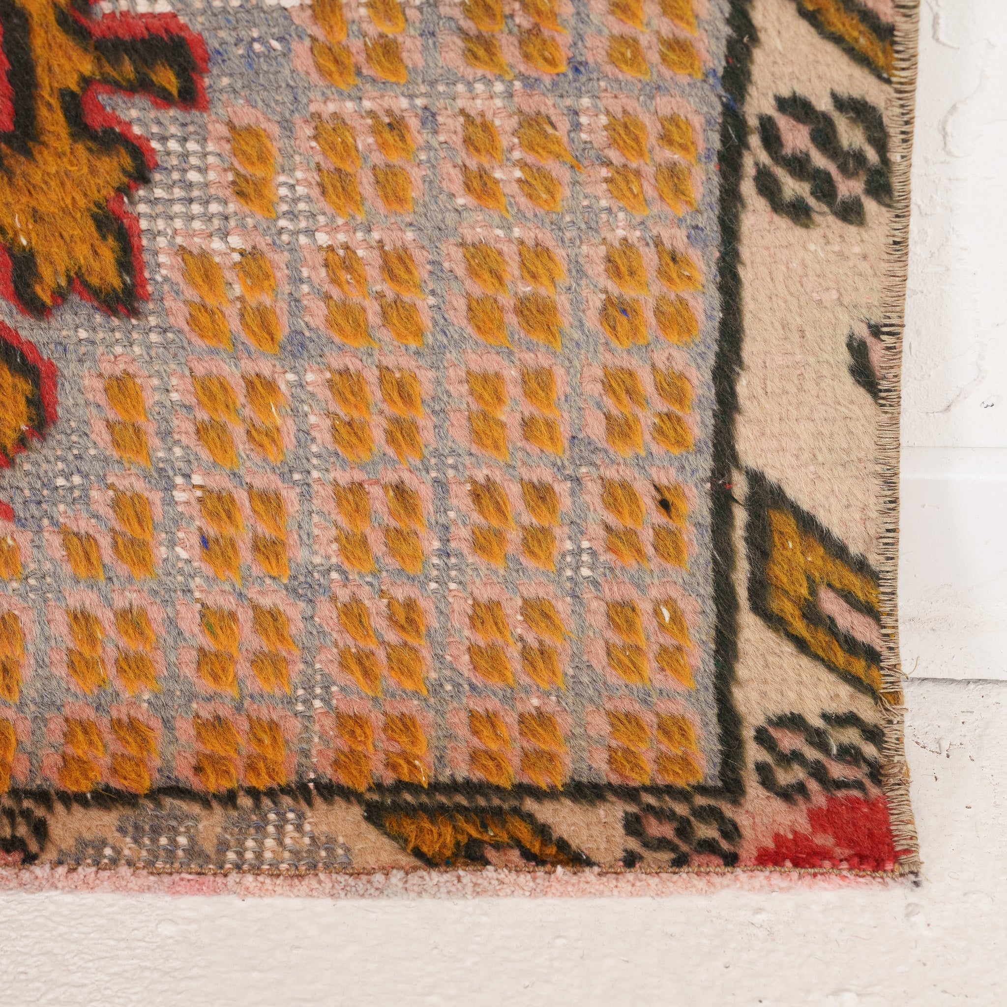 Medallion 4x7 Area Rug