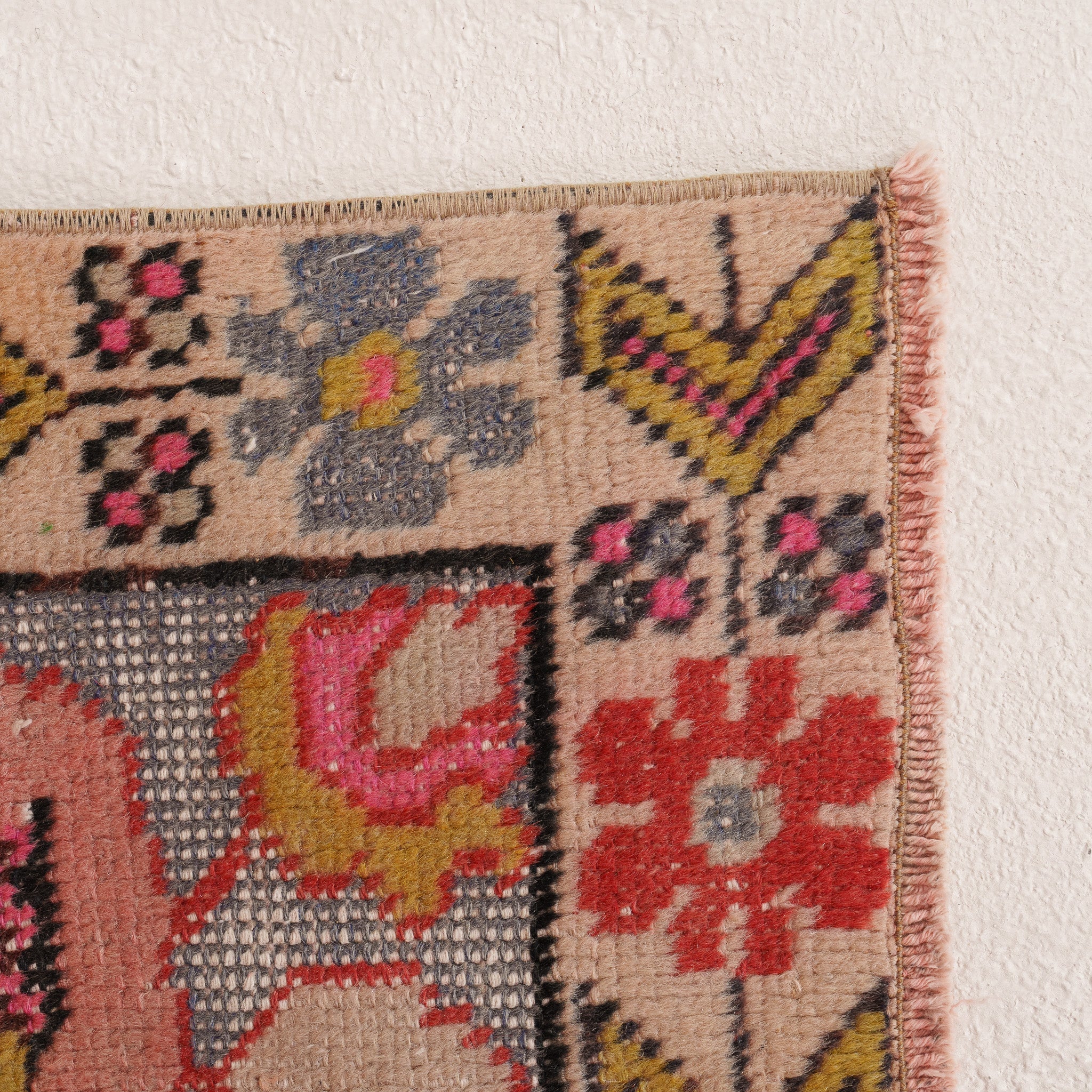 Medallion 4x7 Area Rug