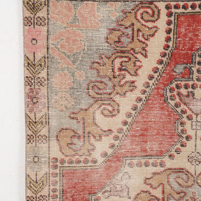 Agonista - Vintage Turkish Area Rug