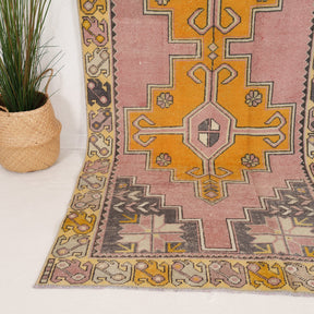 4x9 Persian Rug