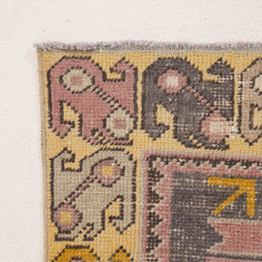 Medallion 4x9 Area Rug