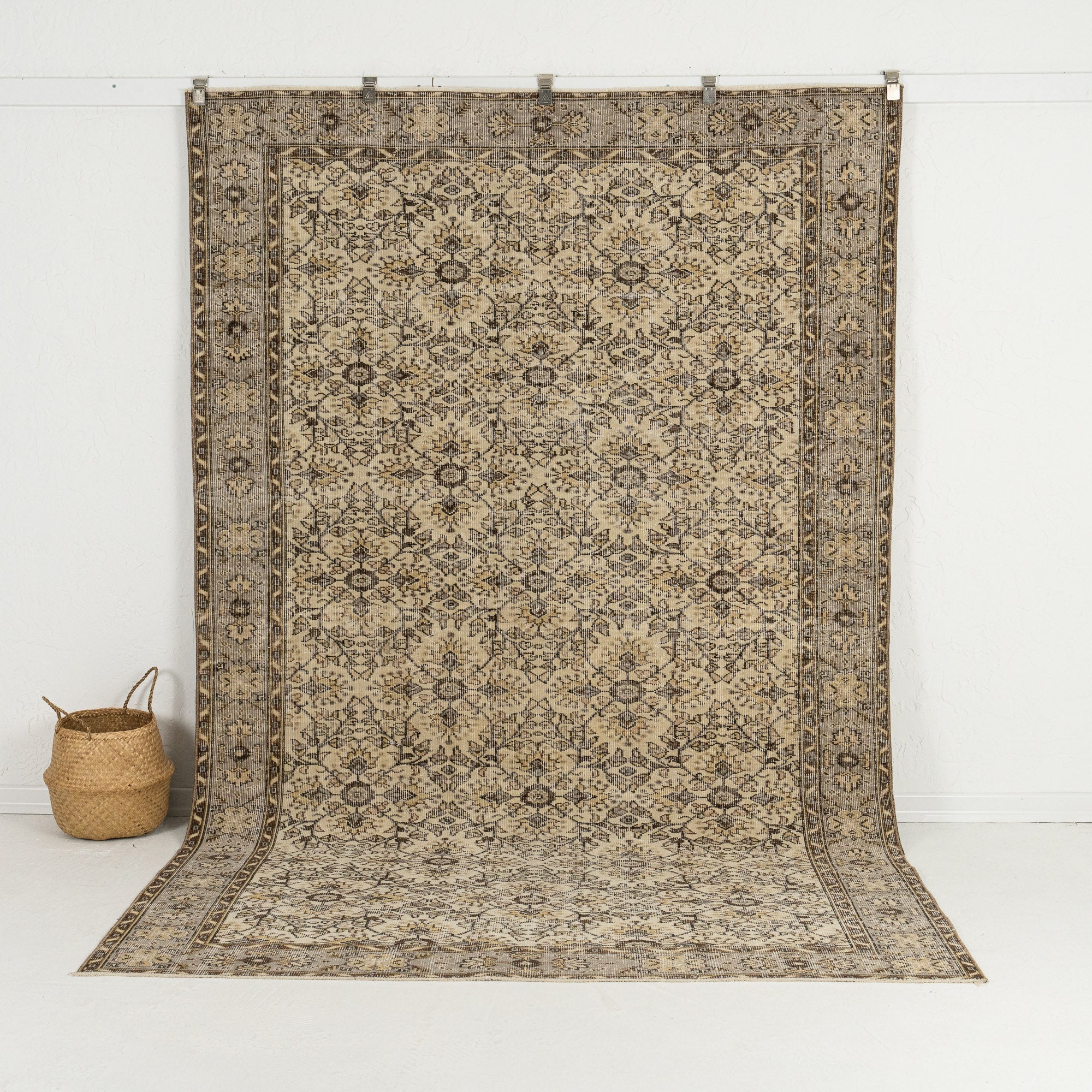 Syrena - Living Room Rug, Premium Handmade Craft
